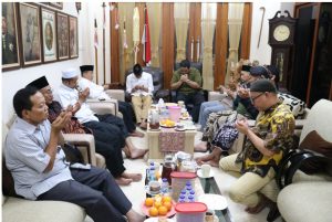 Diskusi Mendalam di Kediaman Gus Raden Arya Pradana, Kotagede