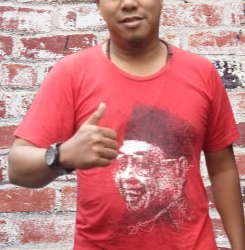 Abdillah U. Djawahir, Dosen Fakultas Ekonomi dan Bisnis Universitas Islam Raden Rahmat, Malang