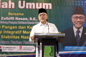 Menko Zulhas Sampaikan Kuliah Umum di Unira Malang