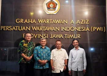 Berdiskusi dengan Ketua PWI Jatim, Kepala Bakorwil Malang Ajak Perkuat Narasi Pengembangan Potensi Selatan Jatim Menuju Malang Megapolitan
